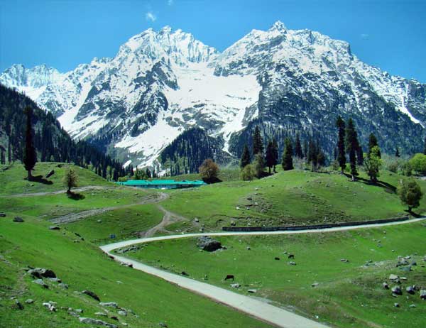 Explore overland Kashmir with Ladakh overland Drive 